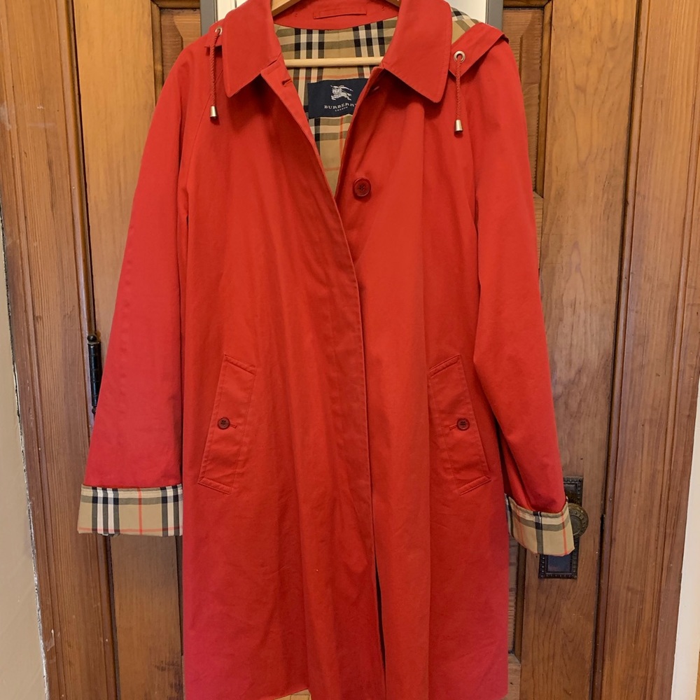XL Burberry Trench Coat Red with Check Hood